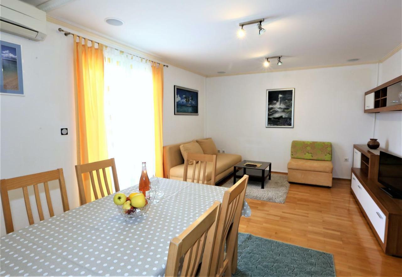 Apartmani Vinko 巴什卡沃达 外观 照片