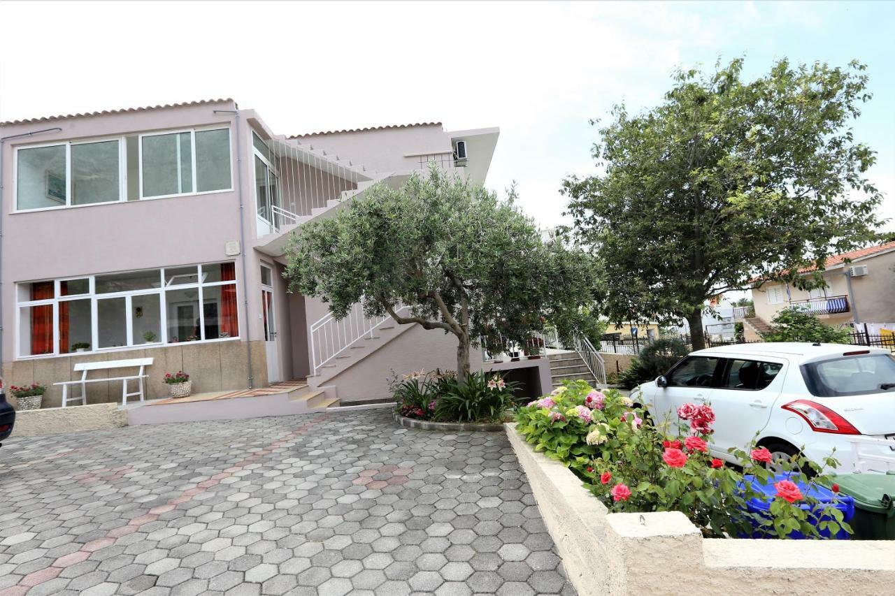 Apartmani Vinko 巴什卡沃达 外观 照片